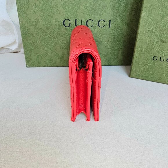 Gucci Red Matelassé GG Marmont Leather Wallet - Picture 3 of 16